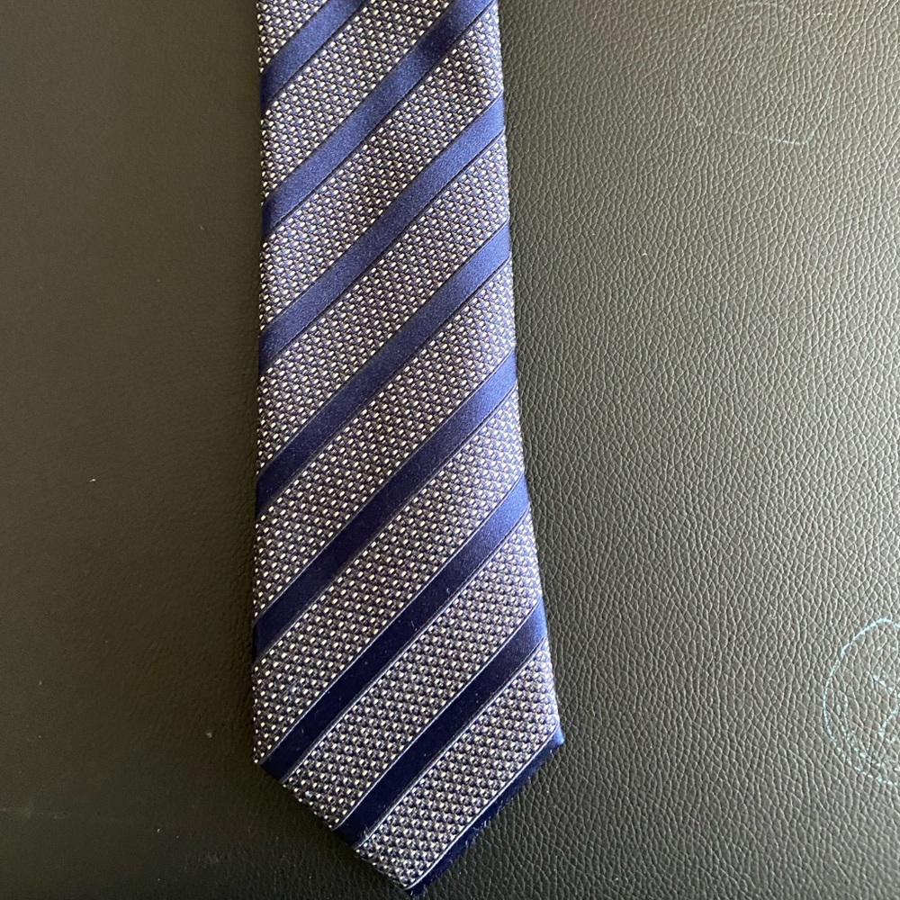 Canali blue and silver striped tie